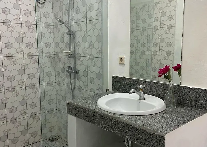 Cozy Kuta - 1 Minutes To The By Micky Studio2 Guest house 3*